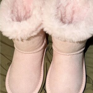 Cozy Pink Fur-Lined Boots toddler size 7
